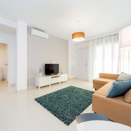 Luxurious 2 Bedroom Apartment Near The Beach Torre de la Horadada Стая снимка