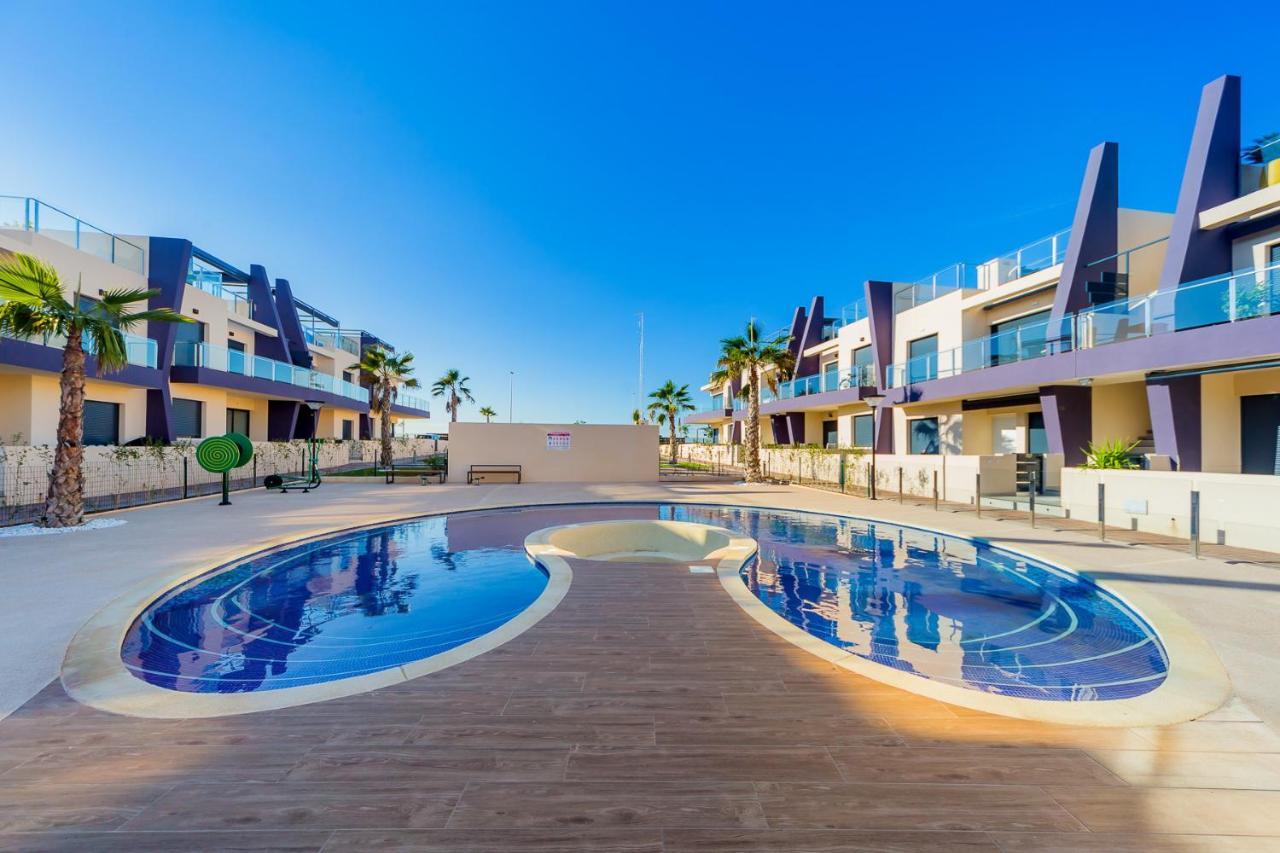 Luxurious 2 Bedroom Apartment Near The Beach Torre de la Horadada Екстериор снимка