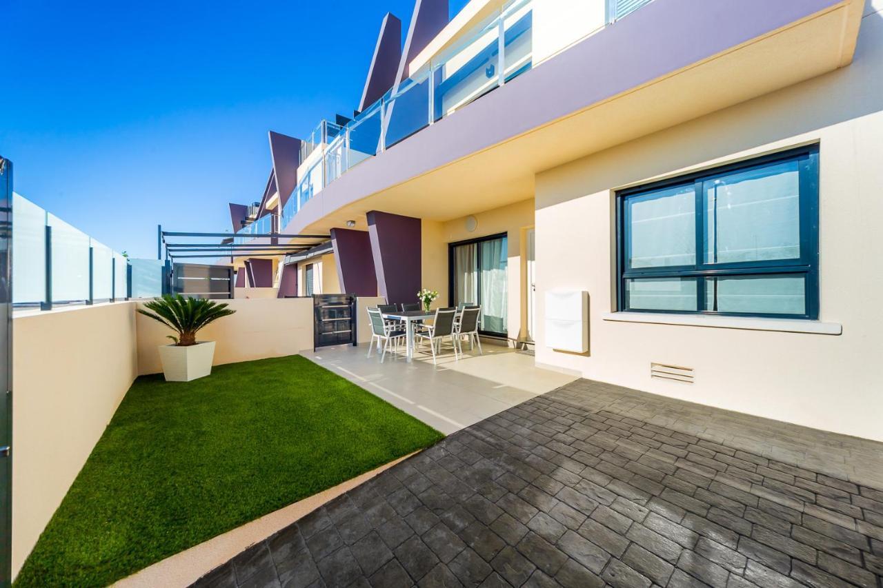 Luxurious 2 Bedroom Apartment Near The Beach Torre de la Horadada Екстериор снимка