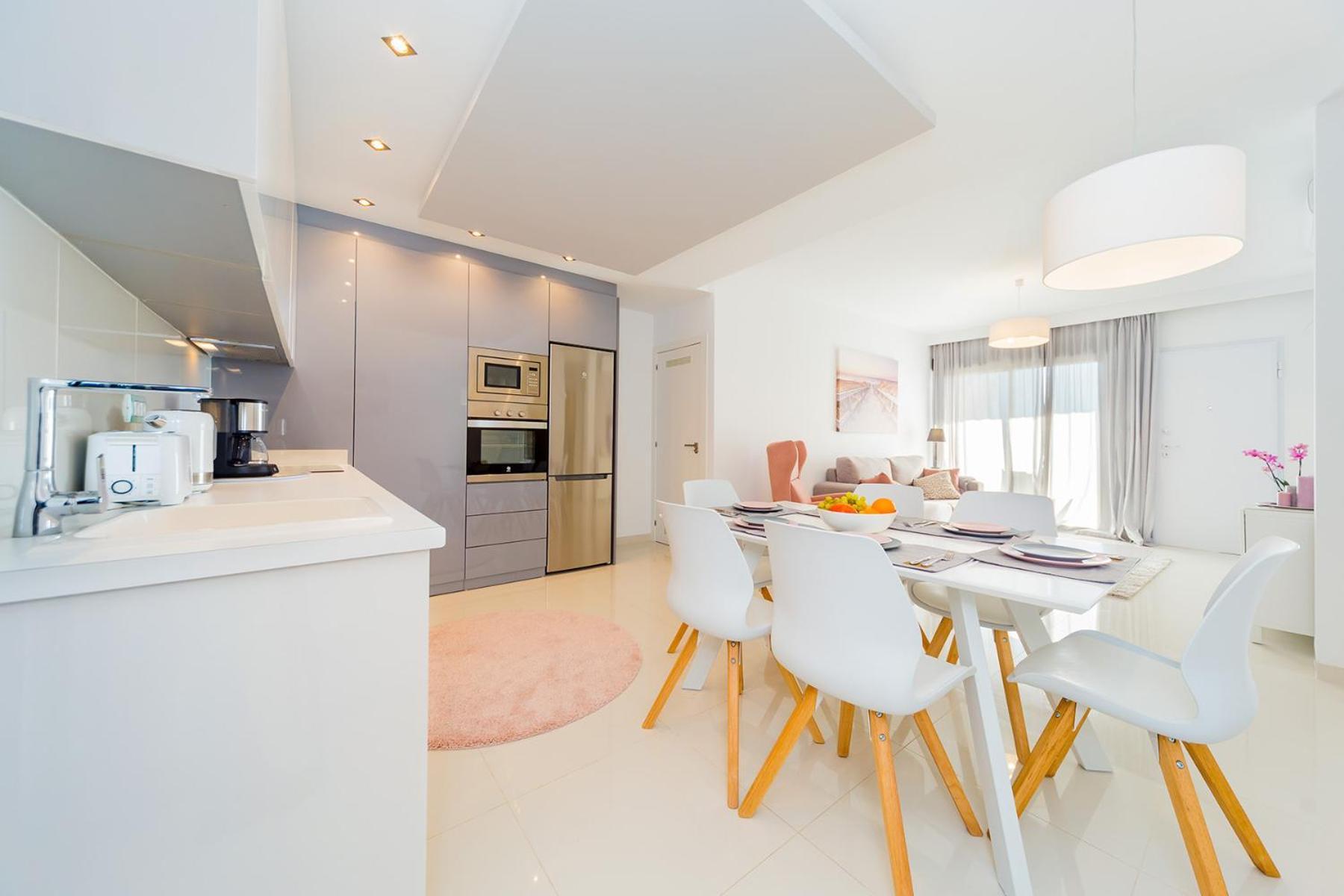 Luxurious 2 Bedroom Apartment Near The Beach Torre de la Horadada Стая снимка