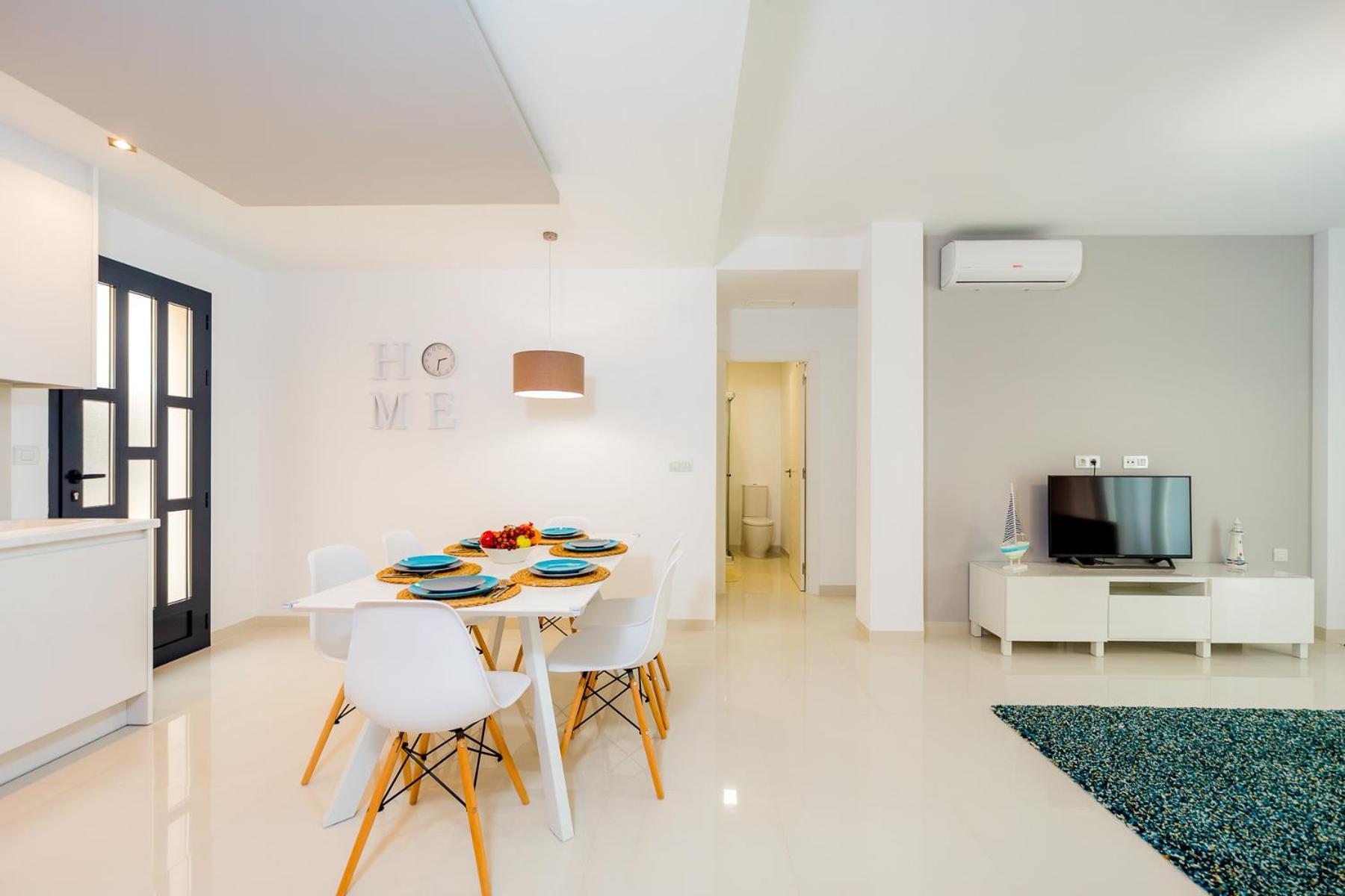 Luxurious 2 Bedroom Apartment Near The Beach Torre de la Horadada Стая снимка